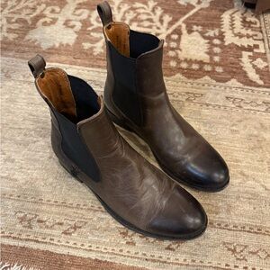 Frye Brown Chelsea Boots - size 7.5